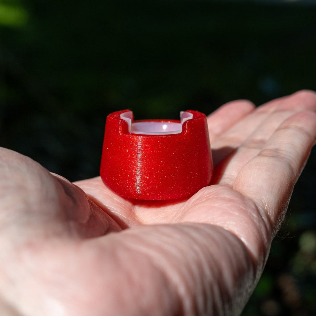 Bubble cap holder lite with silicone insert