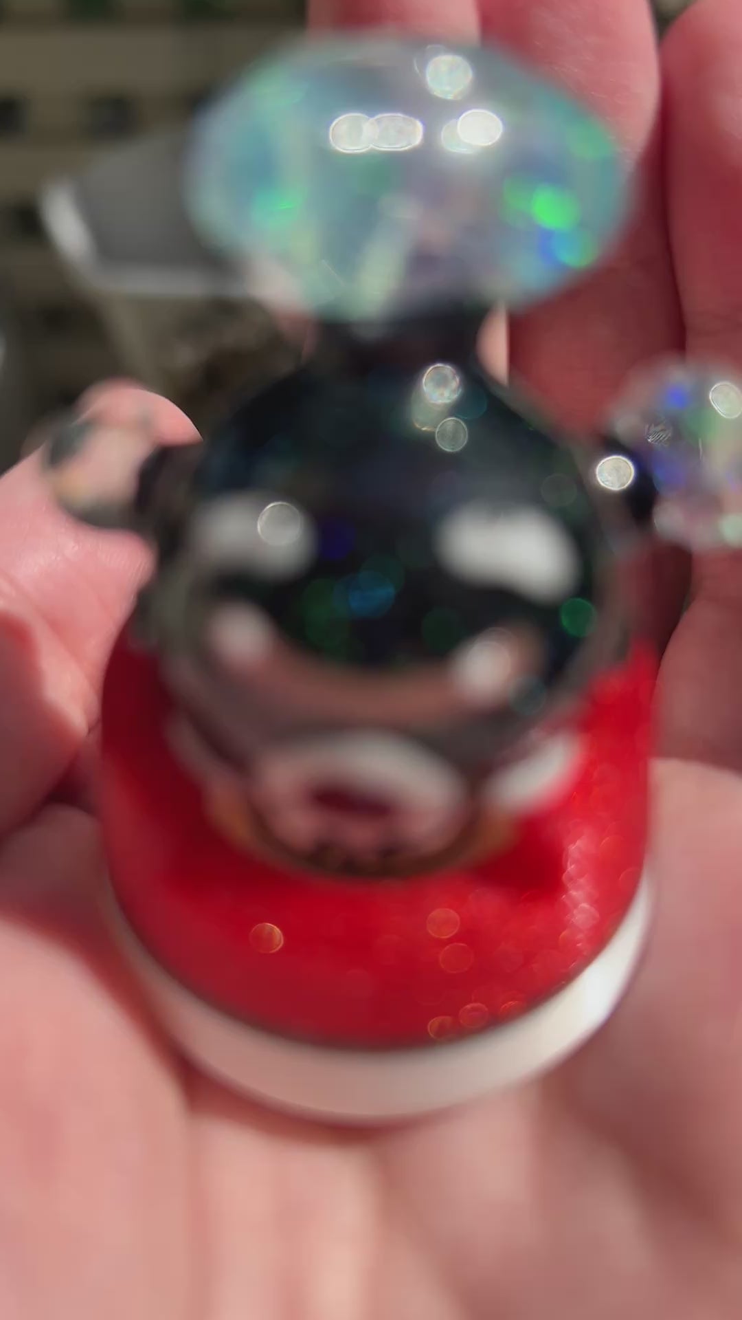 Showing off ascendingtom's cap monster colorway of his Puffco Pivot mouthpiece holder.