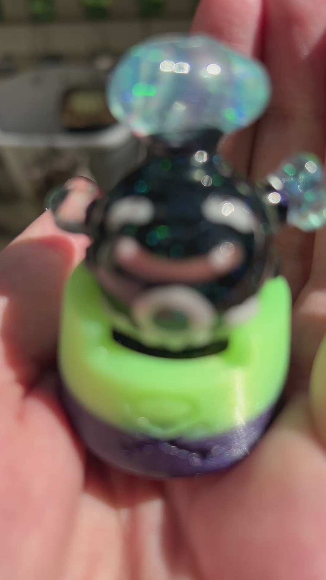 Showing off ascendingtom's Foul Gas colorway of his Puffco Pivot mouthpiece holder.